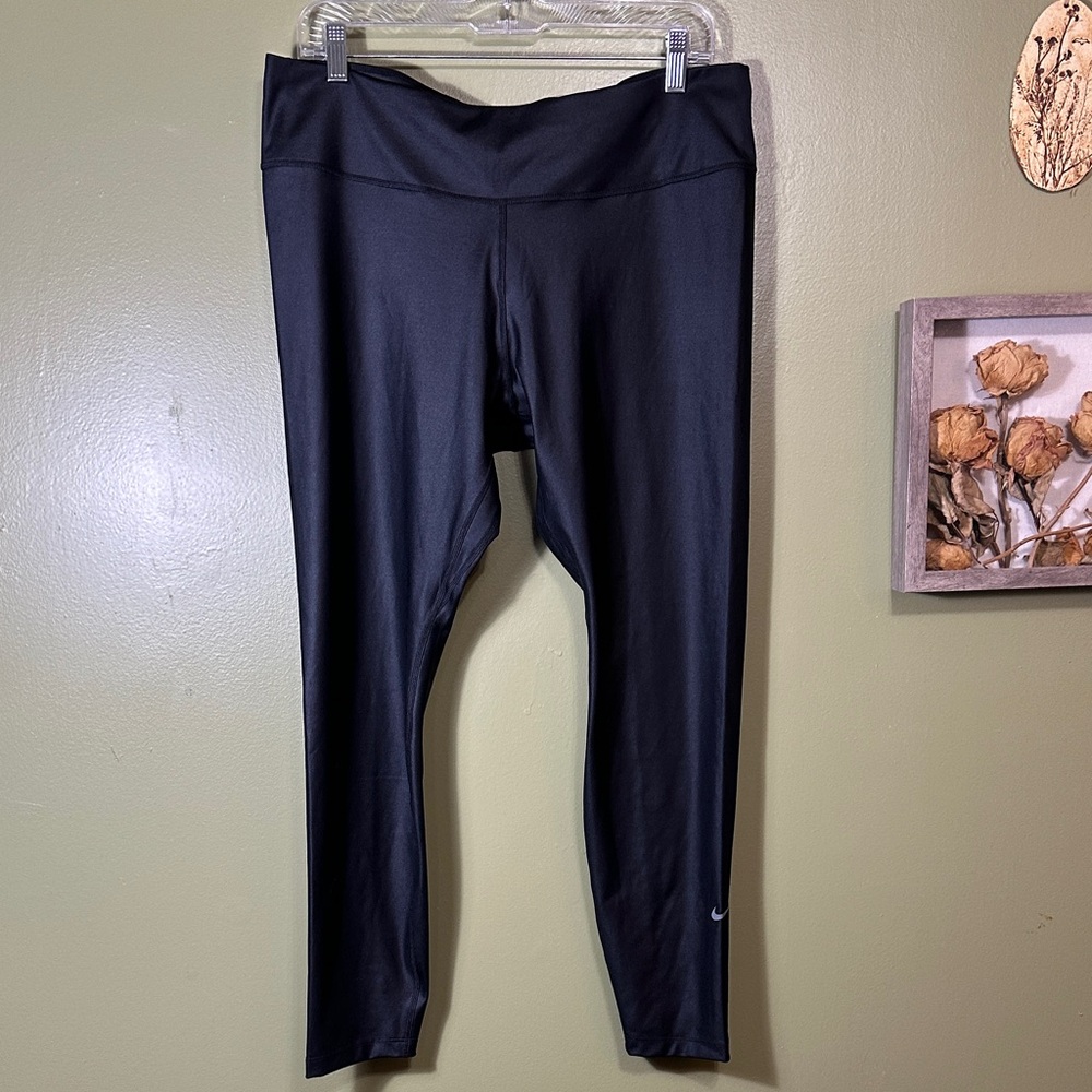 Nike Dri-Fit Athletic Leggings size XL